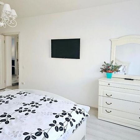 White Apartament, Brăila Exterior foto