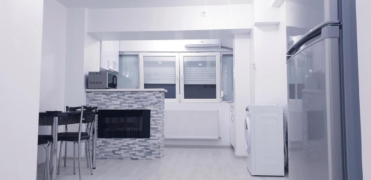 White Apartament, Brăila Exterior foto