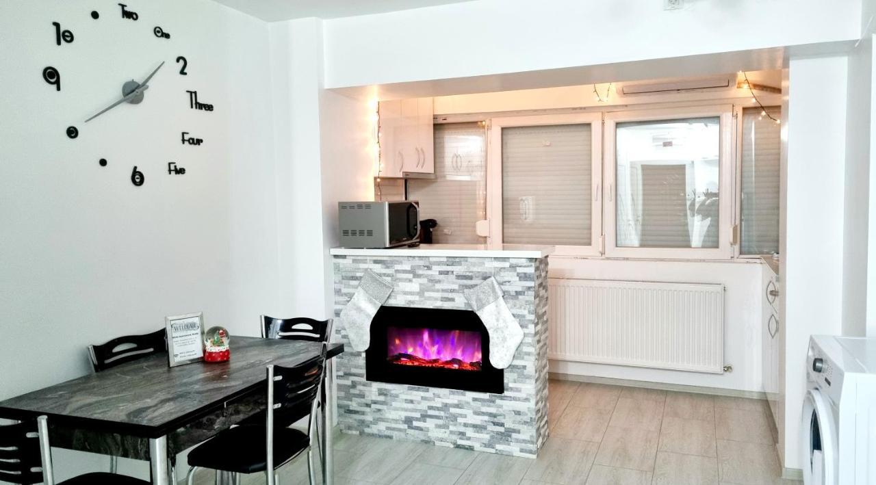 White Apartament, Brăila Exterior foto